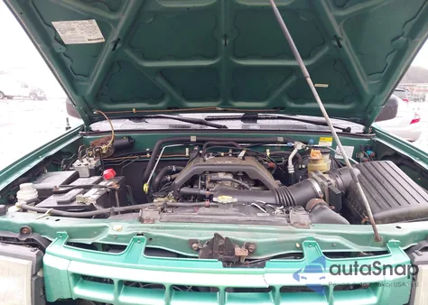 1999 Isuzu Amigo S 3.2L V6 Hard Top/S 3.2L V6 Soft Top z USA, uszkodzony, nr VIN 4S2CM57WXX4304890